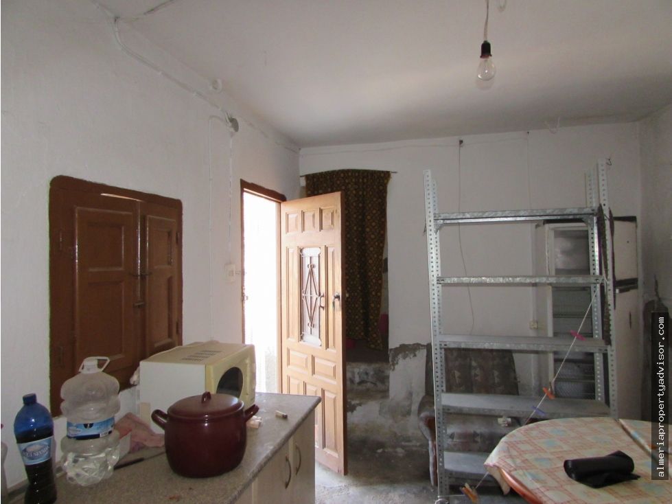 Country house for sale in Lubrín
