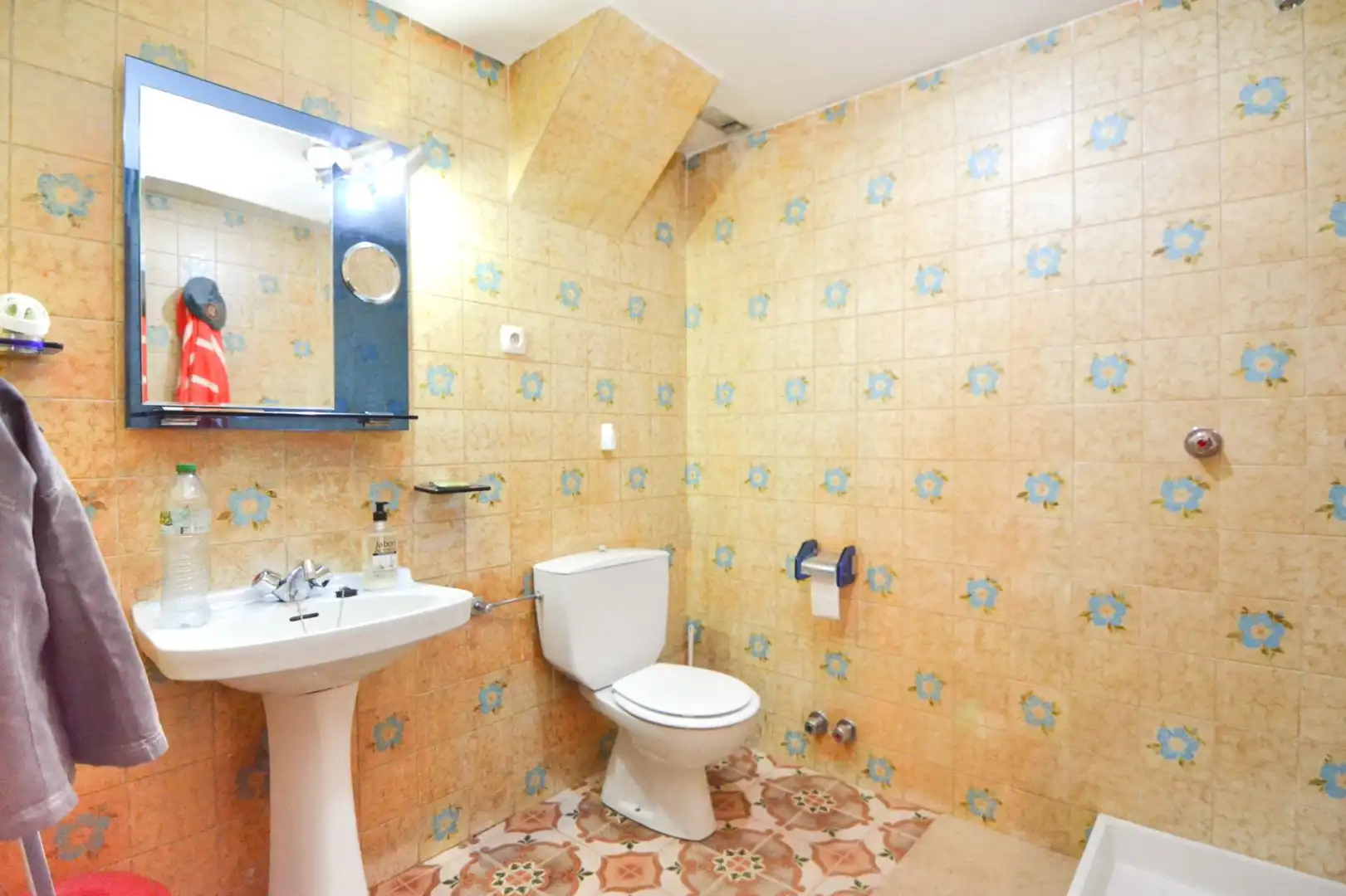 Bathroom of Houses for sale in El Escorial  with Heating, Private garden and Terrace