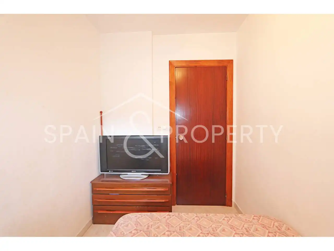 Bedroom of Houses for sale in Torrent  with Air Conditioner, Heating and Private garden