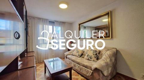 Foto 2 de Piso de alquiler en Brocado, Amposta,  Madrid Capital