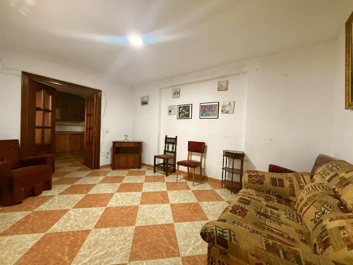 Sala de estar de Casa adosada en venta en Benamejí con Jardín privado, Terraza y Trastero