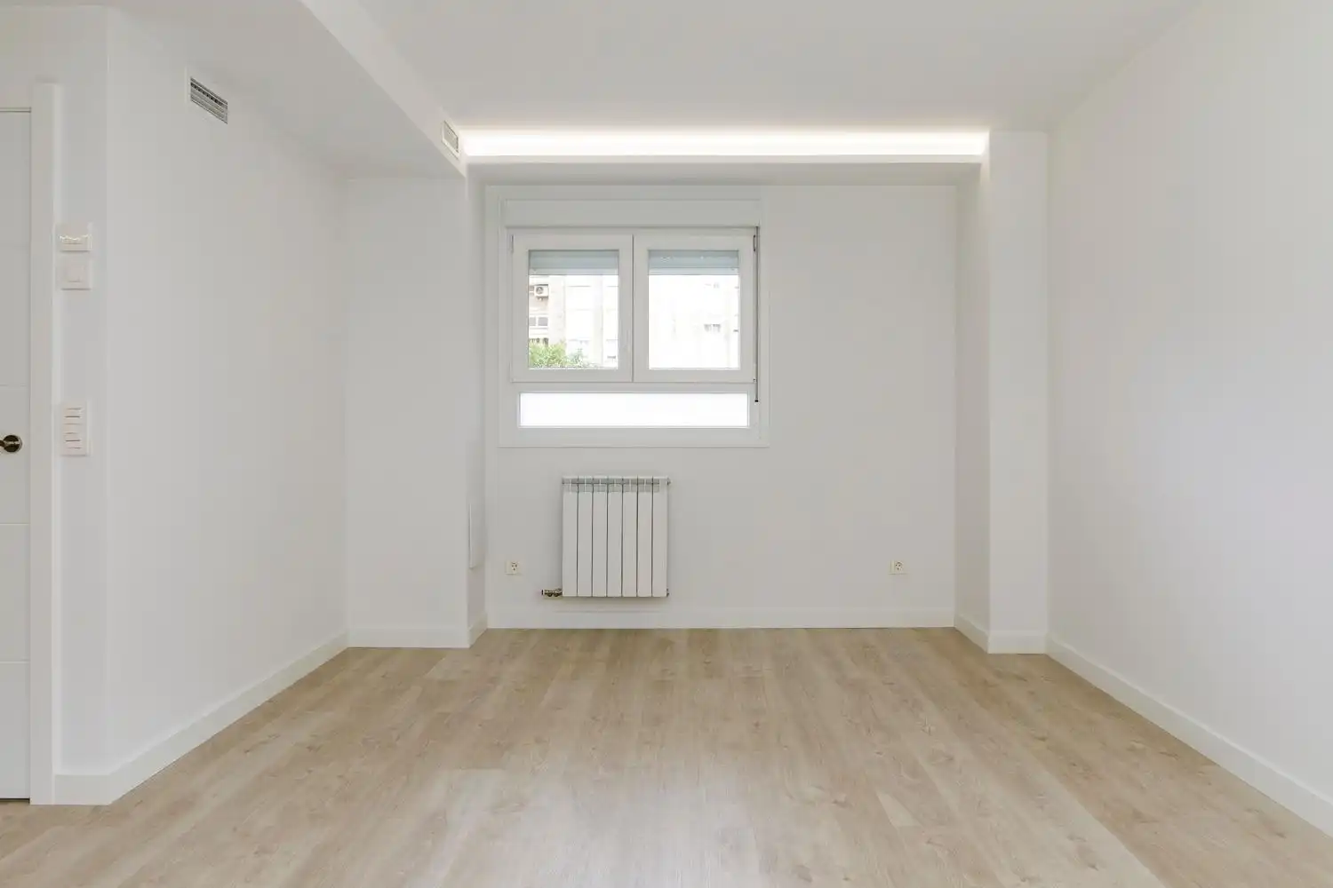 Flat for sale in Zaragoza  with Heating