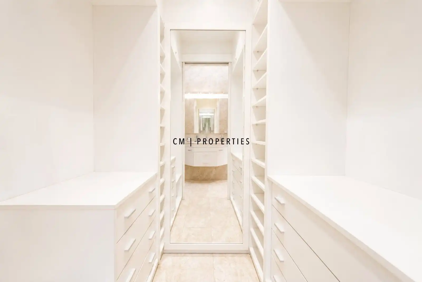 Piso de alquiler en Valencia con Aire acondicionado, Calefacción y Parquet