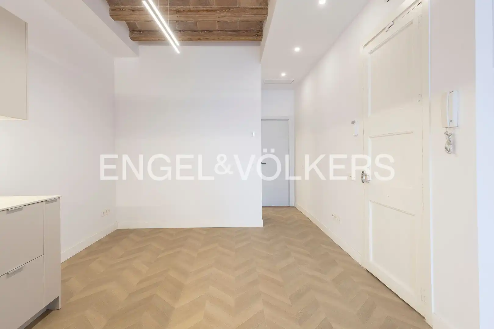 Apartamento en venta en Barcelona con Aire acondicionado, Calefacción y Terraza