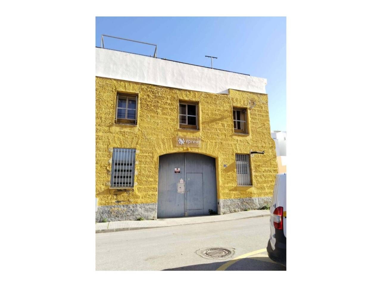 Exterior view of Industrial buildings for sale in Puerto Real