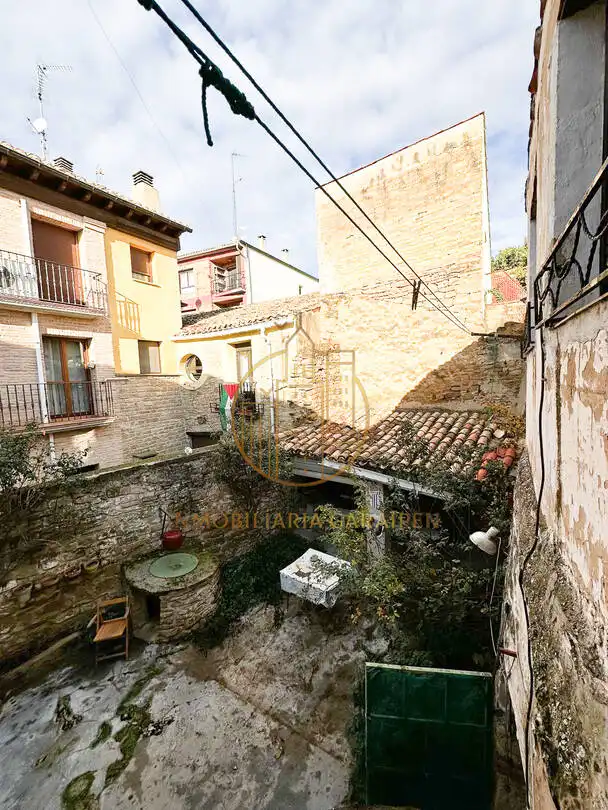 Garden of Houses for sale in Tafalla