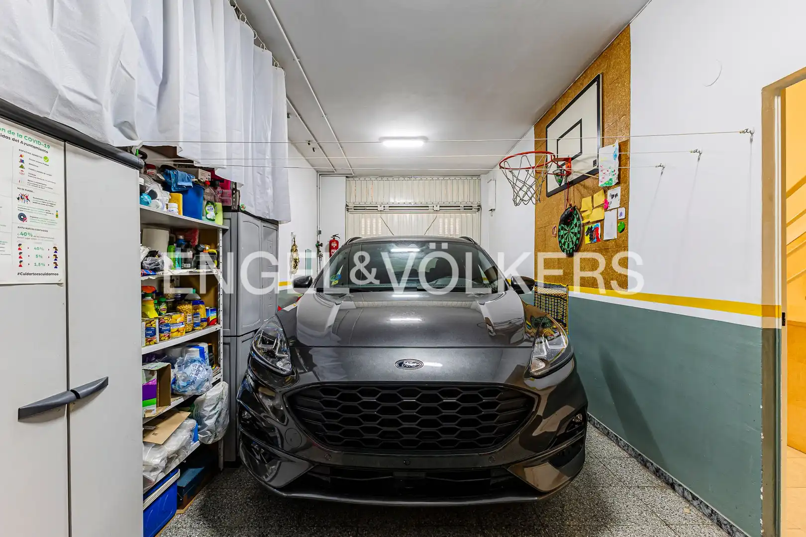 Parking de Casa o chalet en venta en Viladecans con Calefacción, Jardín privado y Terraza