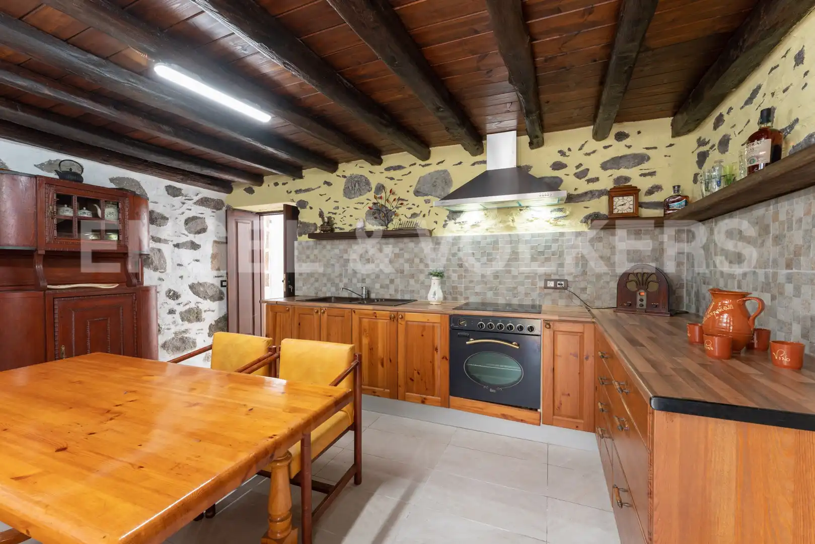 Cocina de Casa o chalet de alquiler en Las Palmas de Gran Canaria con Calefacción, Terraza y Amueblado