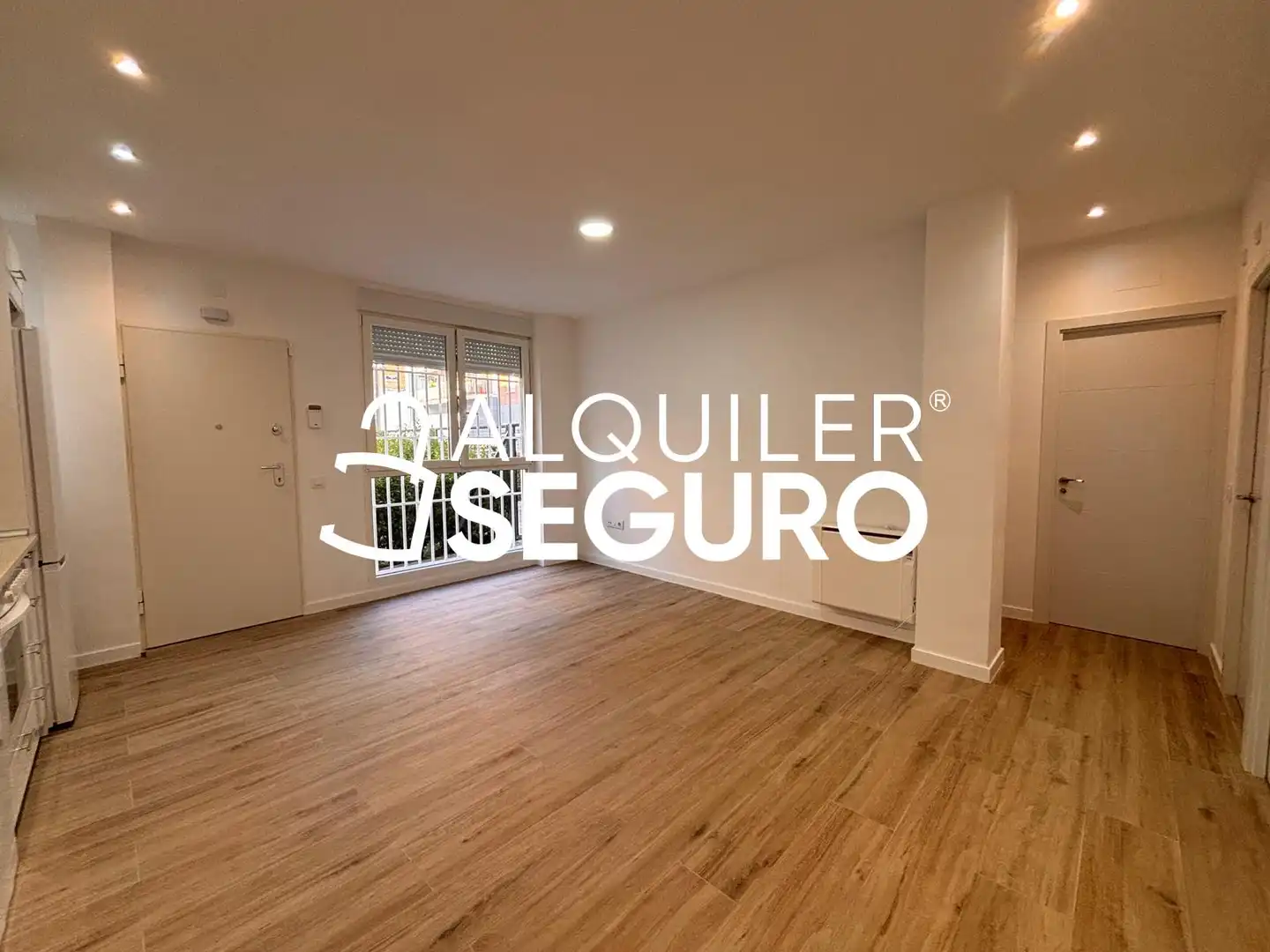 Außenansicht von Wohnung zur Miete in Madrid mit Heizung