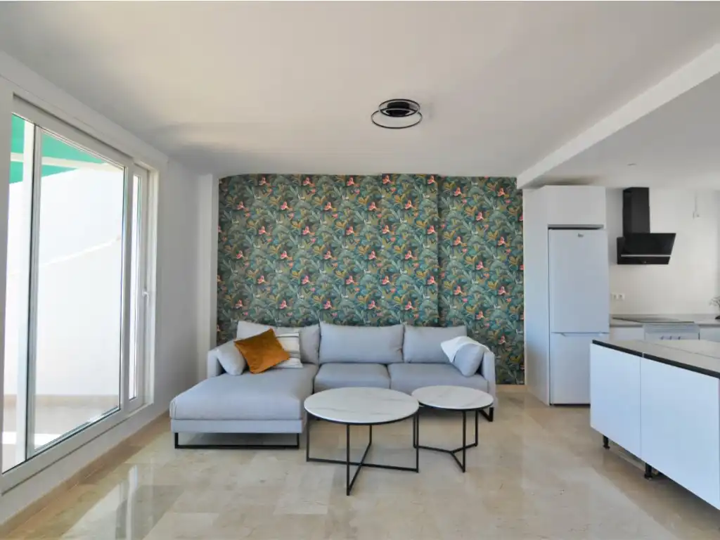 Wohnzimmer von Wohnungen zur Miete in Fuengirola mit Klimaanlage, Schwimmbad und Möbliert