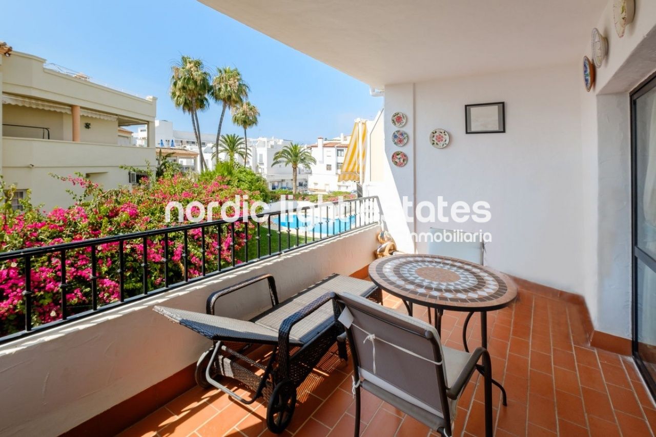 Exterior view of Flat for sale in Nerja  with Terrace, Swimming Pool and Furnished