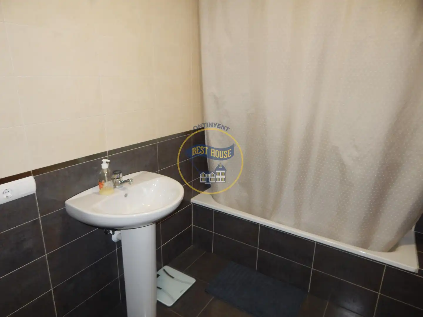 Badezimmer von Wohnung zum Verkauf in Bocairent mit Klimaanlage, Heizung und Abstellraum