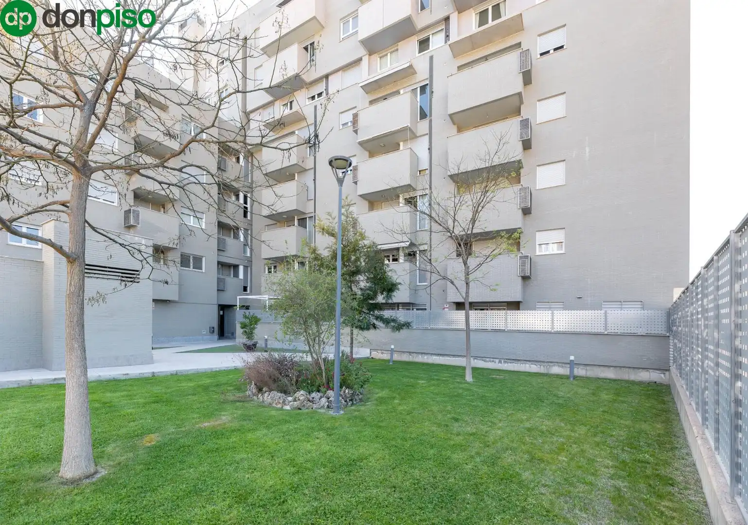 Flat for sale in Avenida DE LA ILUSTRACION, 115, Campus de la Salud