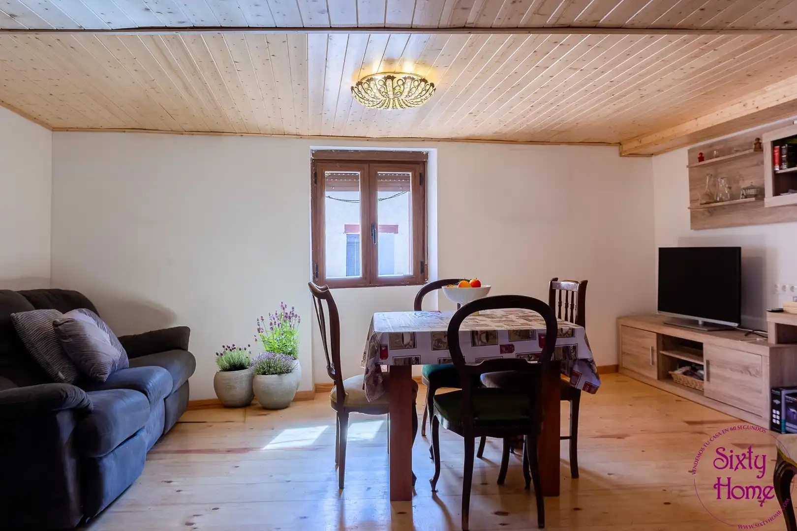 Dining room of Houses for sale in Jaca  with Parquet flooring and Balcony