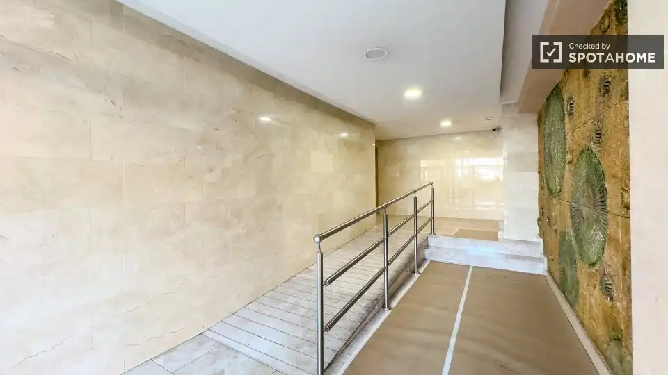 Room in Provençals del Poblenou