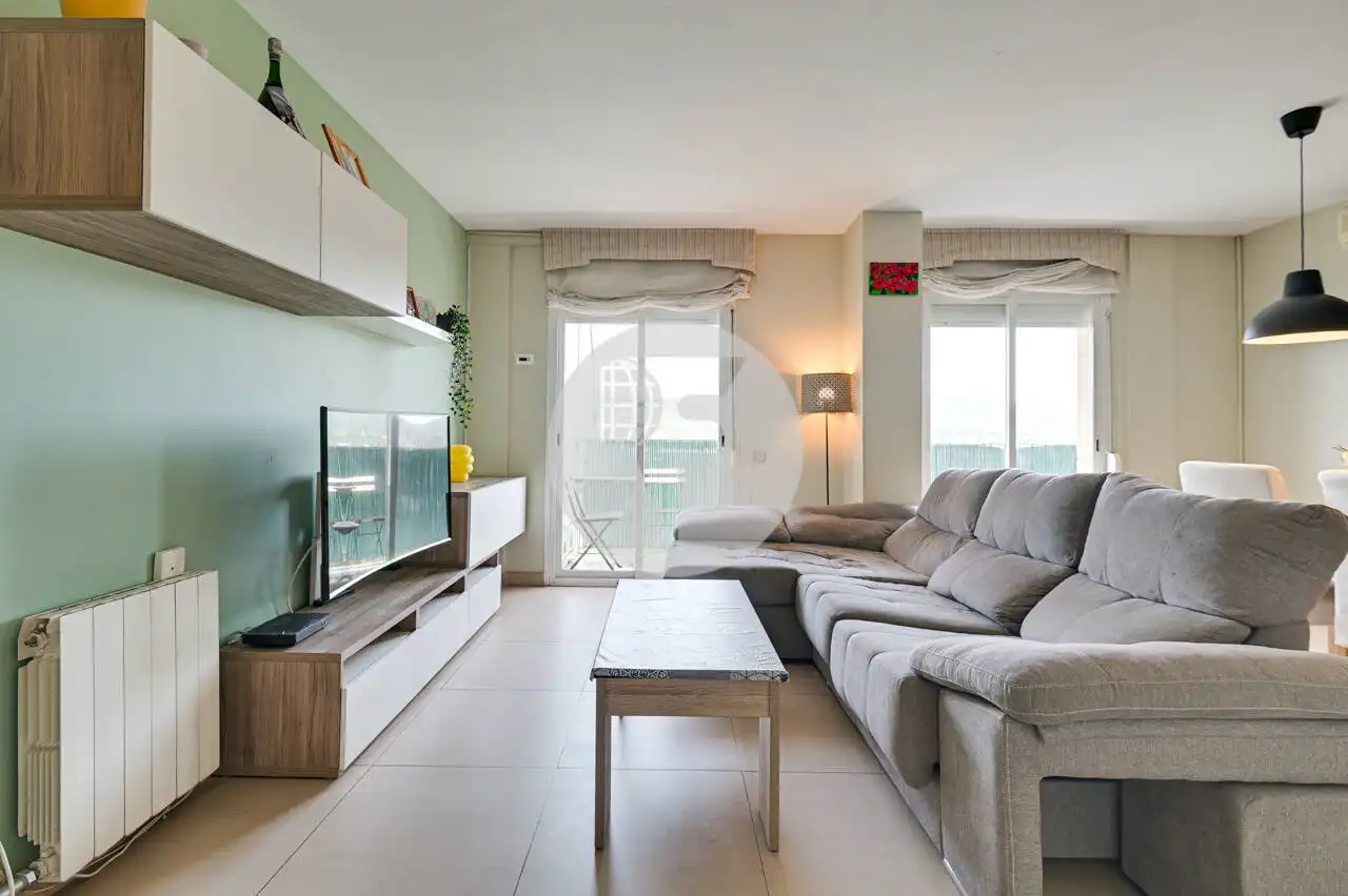Living room of Attic for sale in Mollet del Vallès  with Air Conditioner, Heating and Balcony