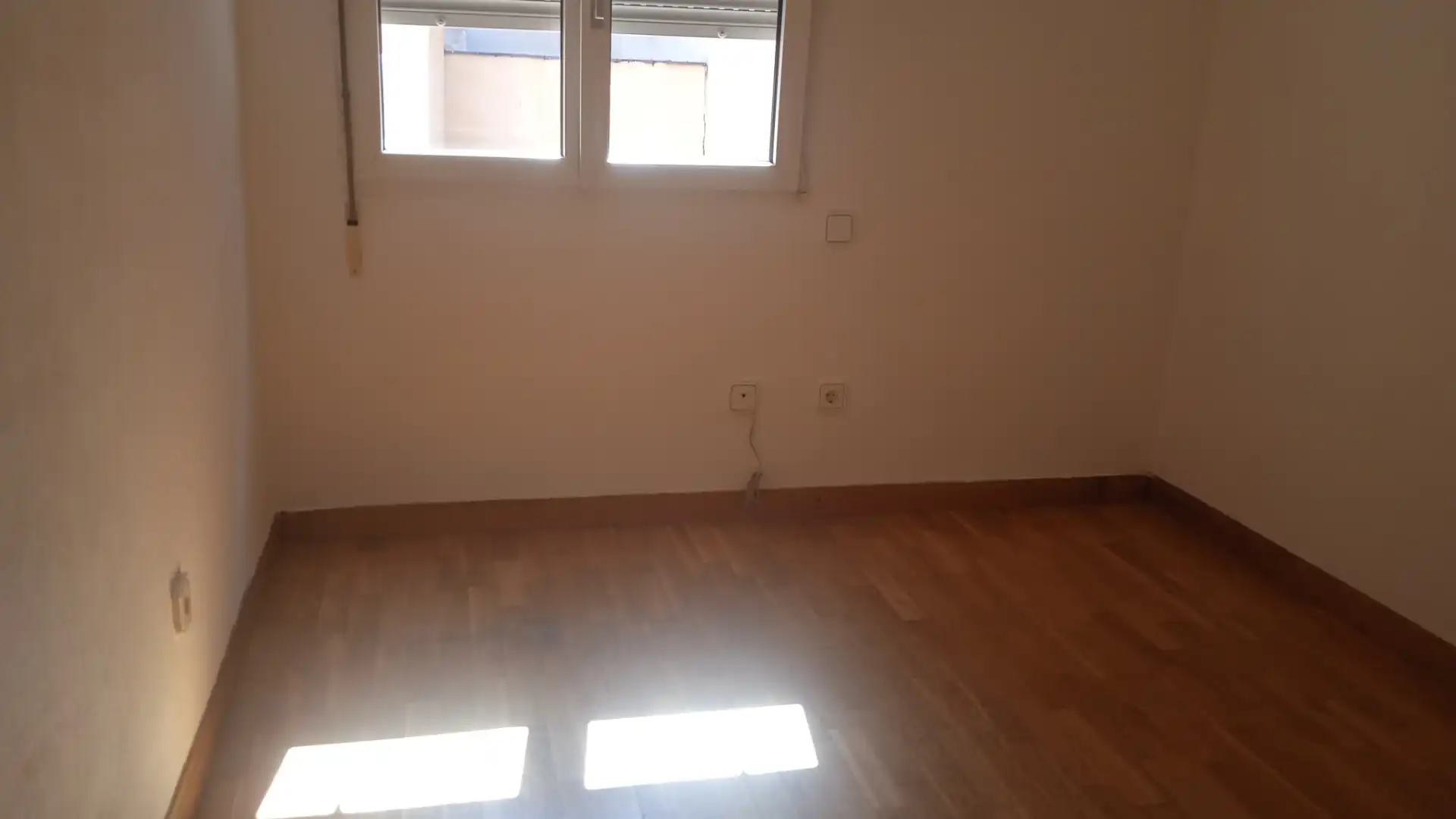 Dormitori de Dúplex en venda en Segovia amb Calefacció, Parquet i Terrassa