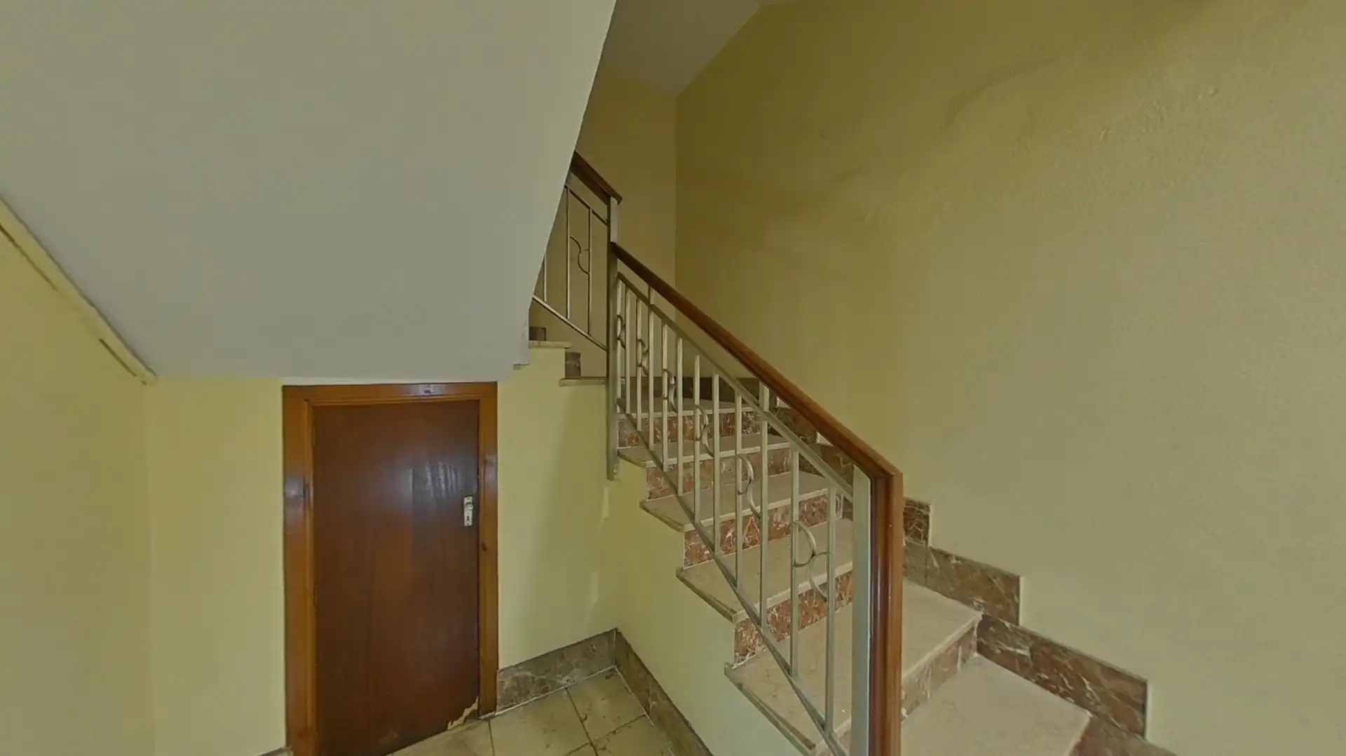 Piso en venta en C/ Gomez Ferrer, Zona La Ermita