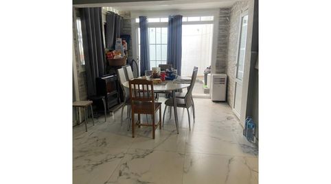 Foto 2 de Casa o chalet en venta en Calle Singuerlín, Singuerlín, Santa Coloma de Gramenet