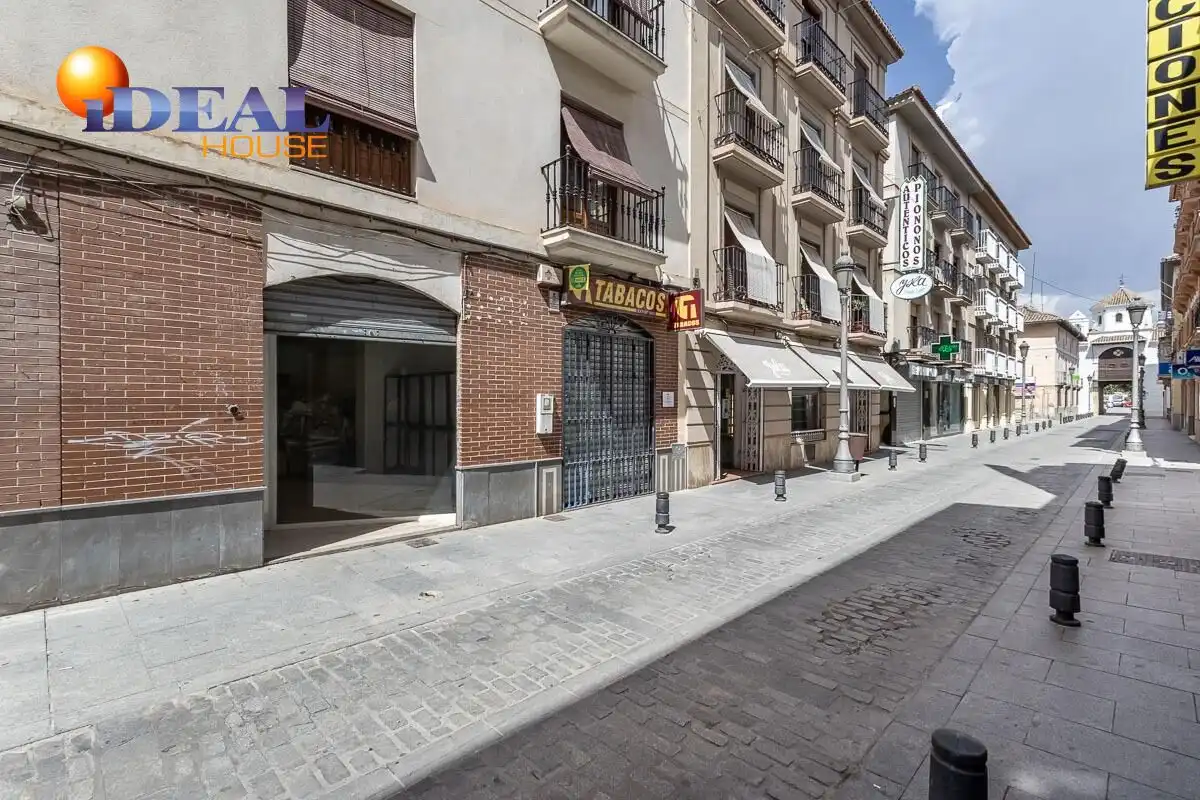 Locale commerciale in vendita a Calle Real 7, imagen 2