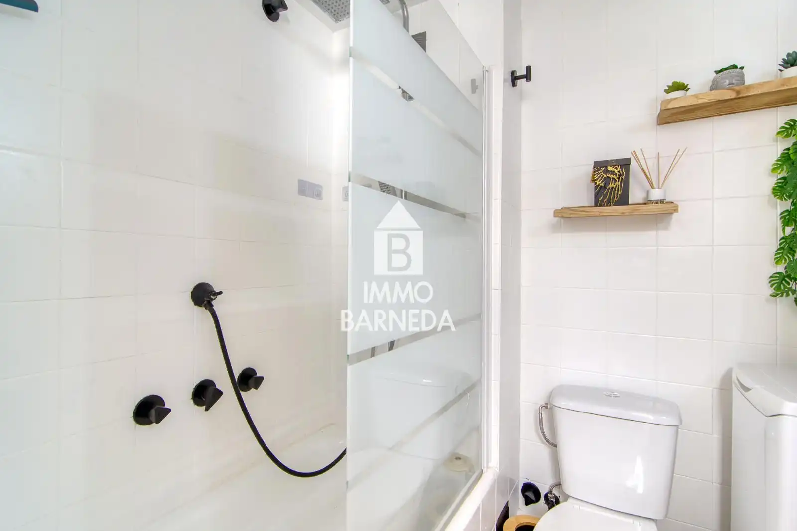 Bathroom of Flat for sale in Roses  with Parquet flooring and Furnished