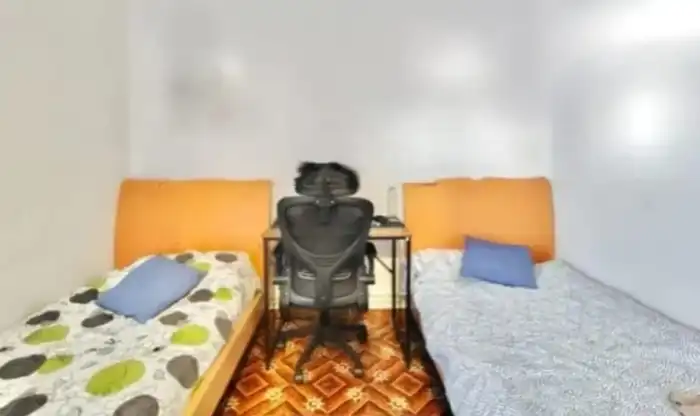 Habitación de Piso en venta en Torrelavega  con Calefacción, Jardín privado y Amueblado