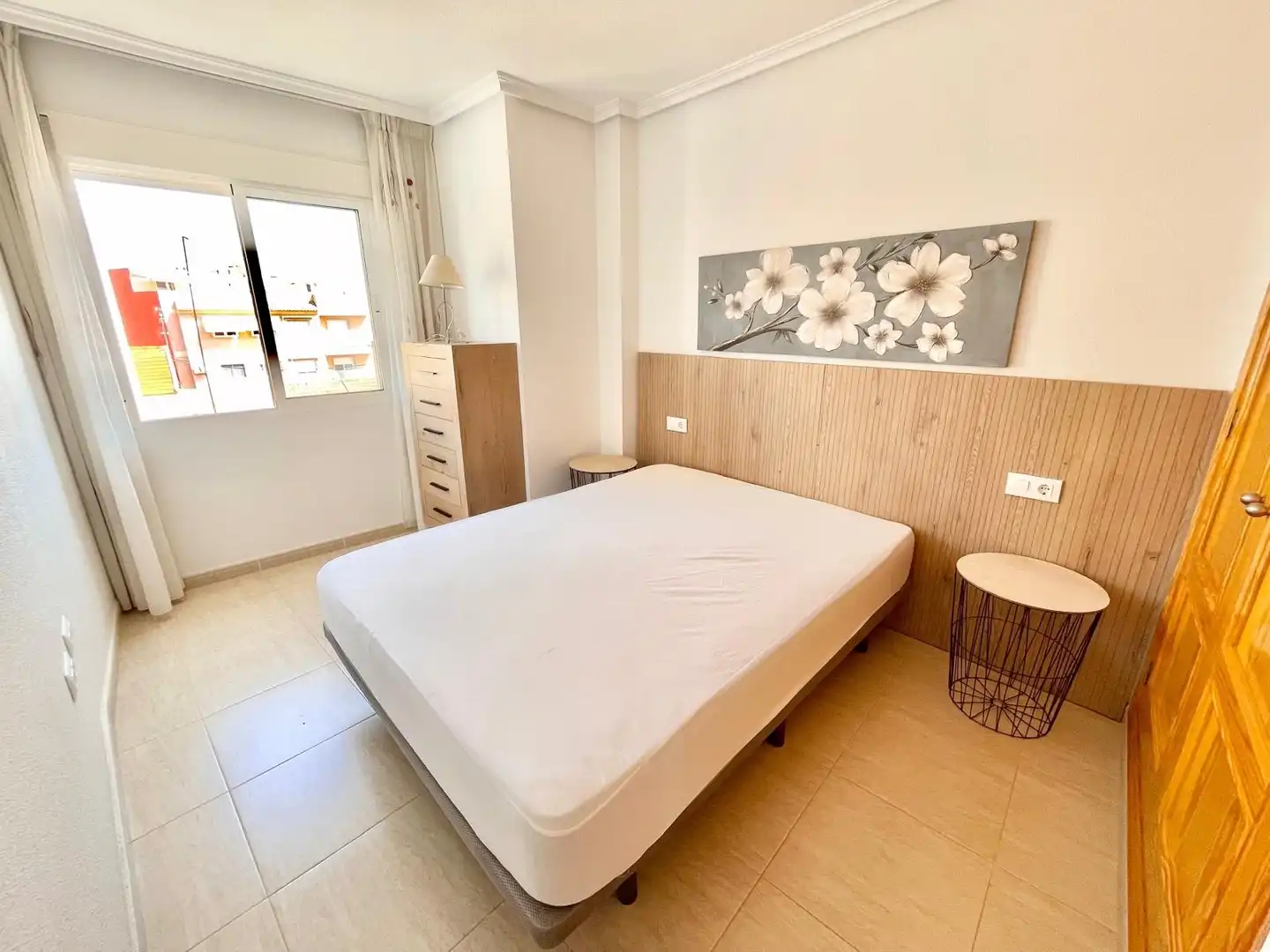 Dormitori de Apartament de lloguer en Los Alcázares amb Aire condicionat, Traster i Moblat