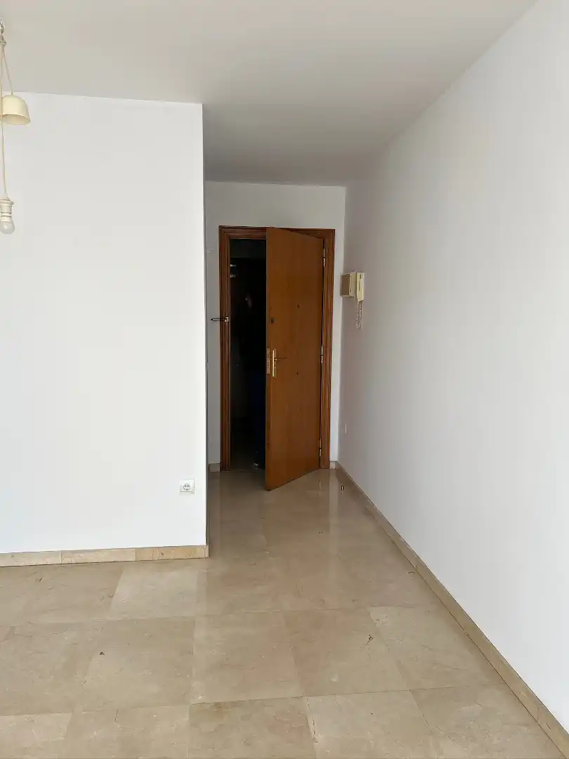 Flat with lift for sale in Carrer de Miquel Vives 85, imagen 3