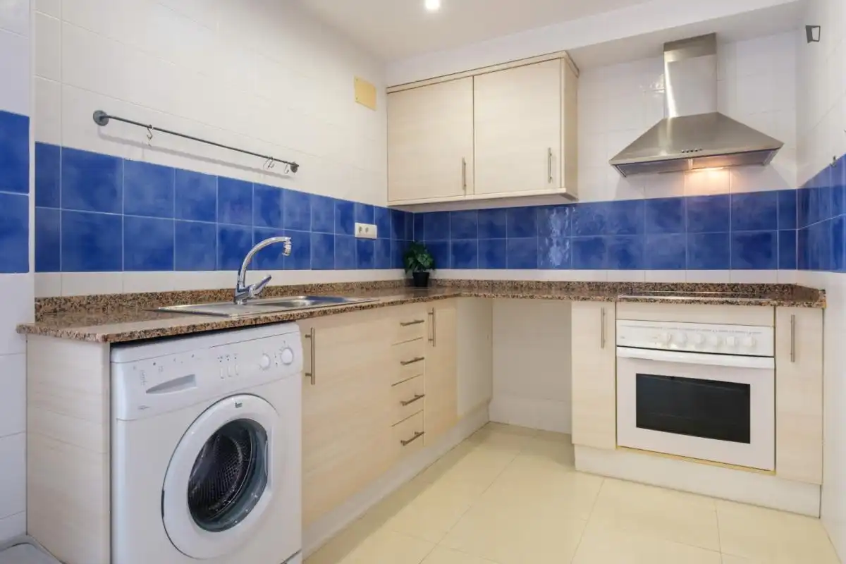 Cuina de Apartament per a compartir en Benalúa - Babel