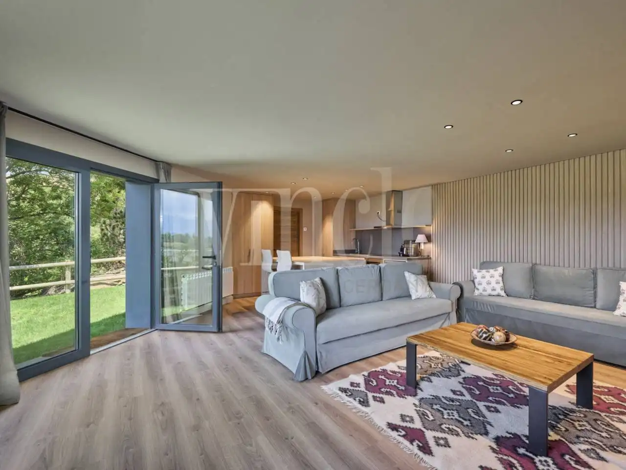 Sala d'estar de Casa o xalet en venda en Ger amb Calefacció, Jardí privat i Parquet