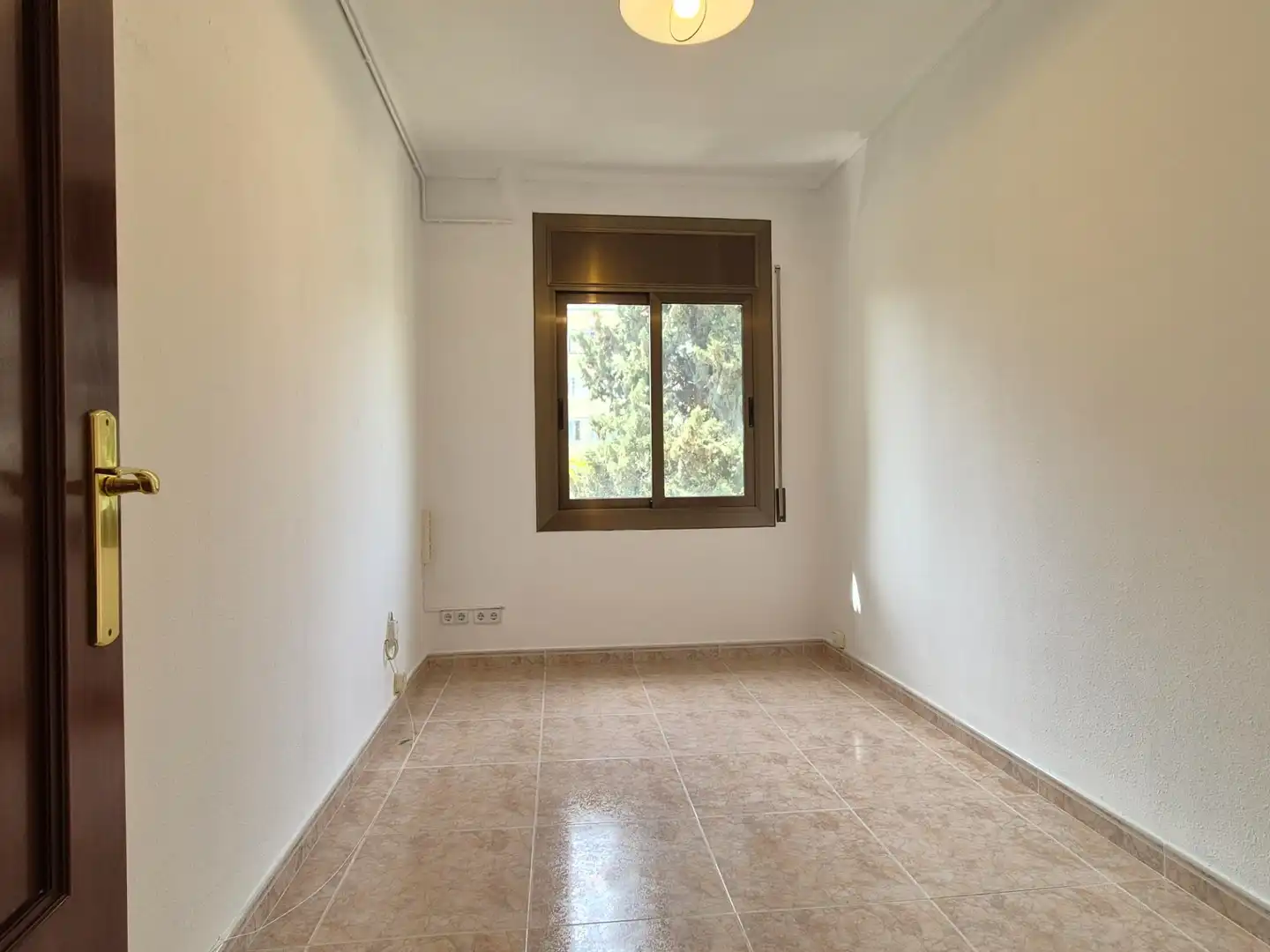 Habitación de Piso en venta en Barcelona con Calefacción, Horno y Balcón