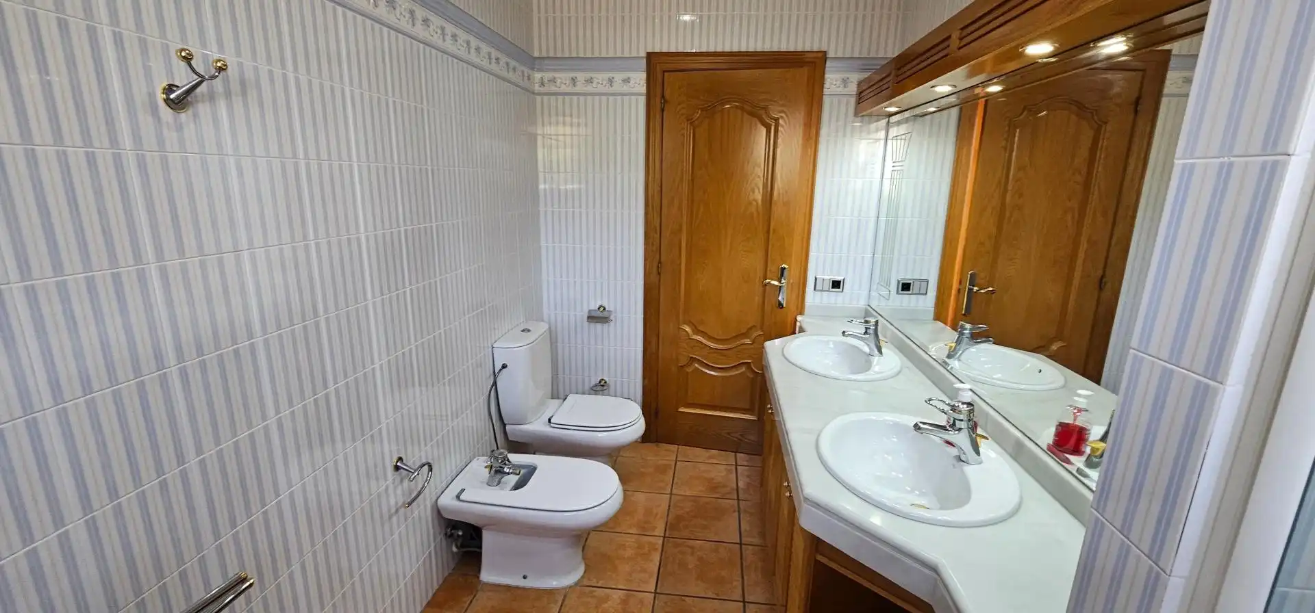 Bathroom of Houses for sale in Mataró  with Air Conditioner, Heating and Terrace