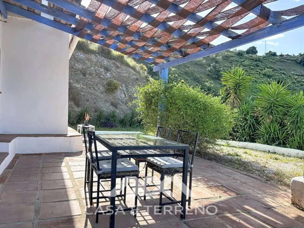 Terrassa de Casa o xalet en venda en Canillas de Aceituno amb Jardí privat, Terrassa i Piscina