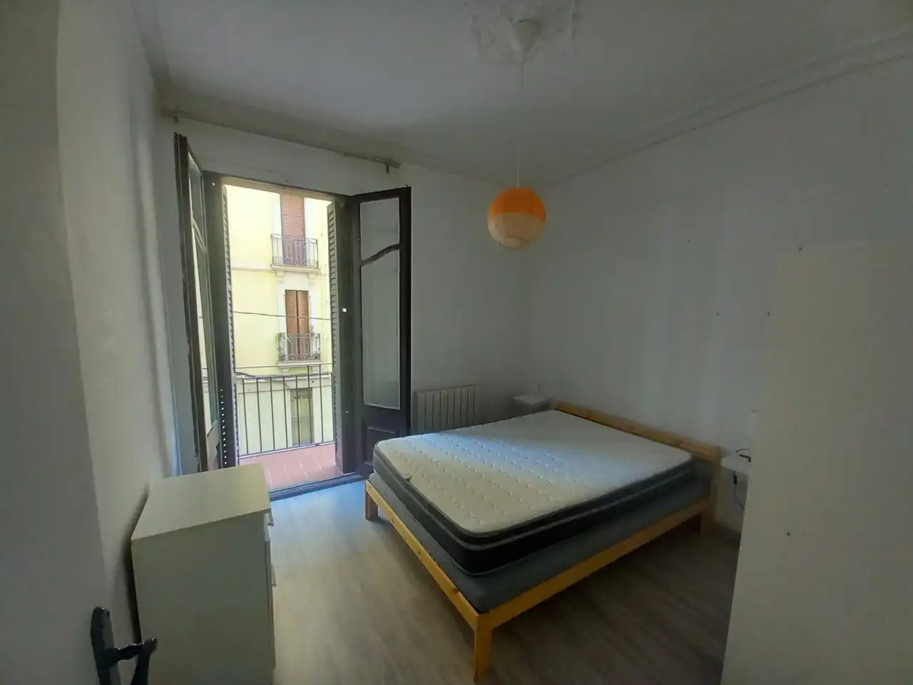Habitación de Piso de alquiler en Barcelona con Calefacción, Parquet y Terraza