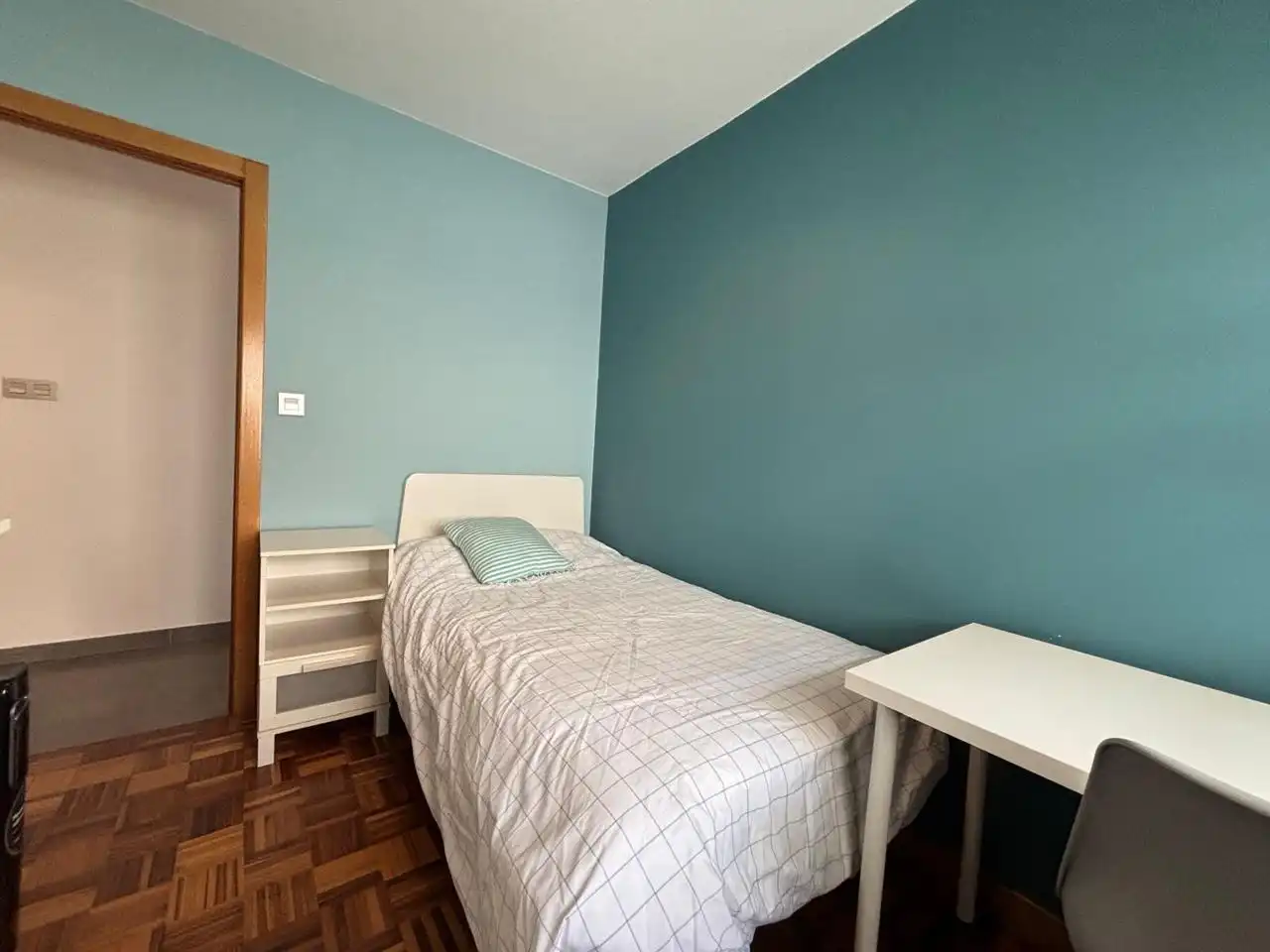 Schlafzimmer von Wohnung zur Miete in A Coruña Capital  mit Heizung