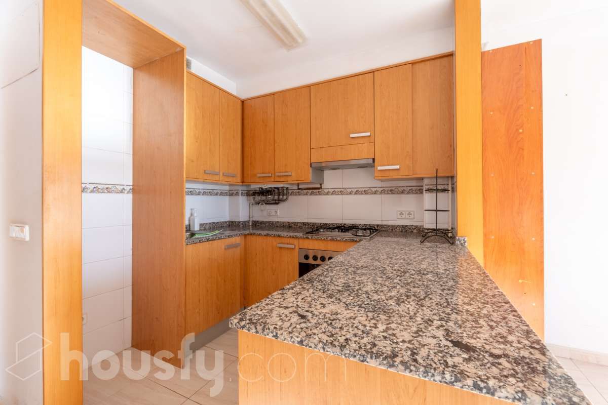 Küche von Wohnung zum Verkauf in Sant Martí Sarroca mit Privatgarten, Abstellraum und Gemeinschaftspool