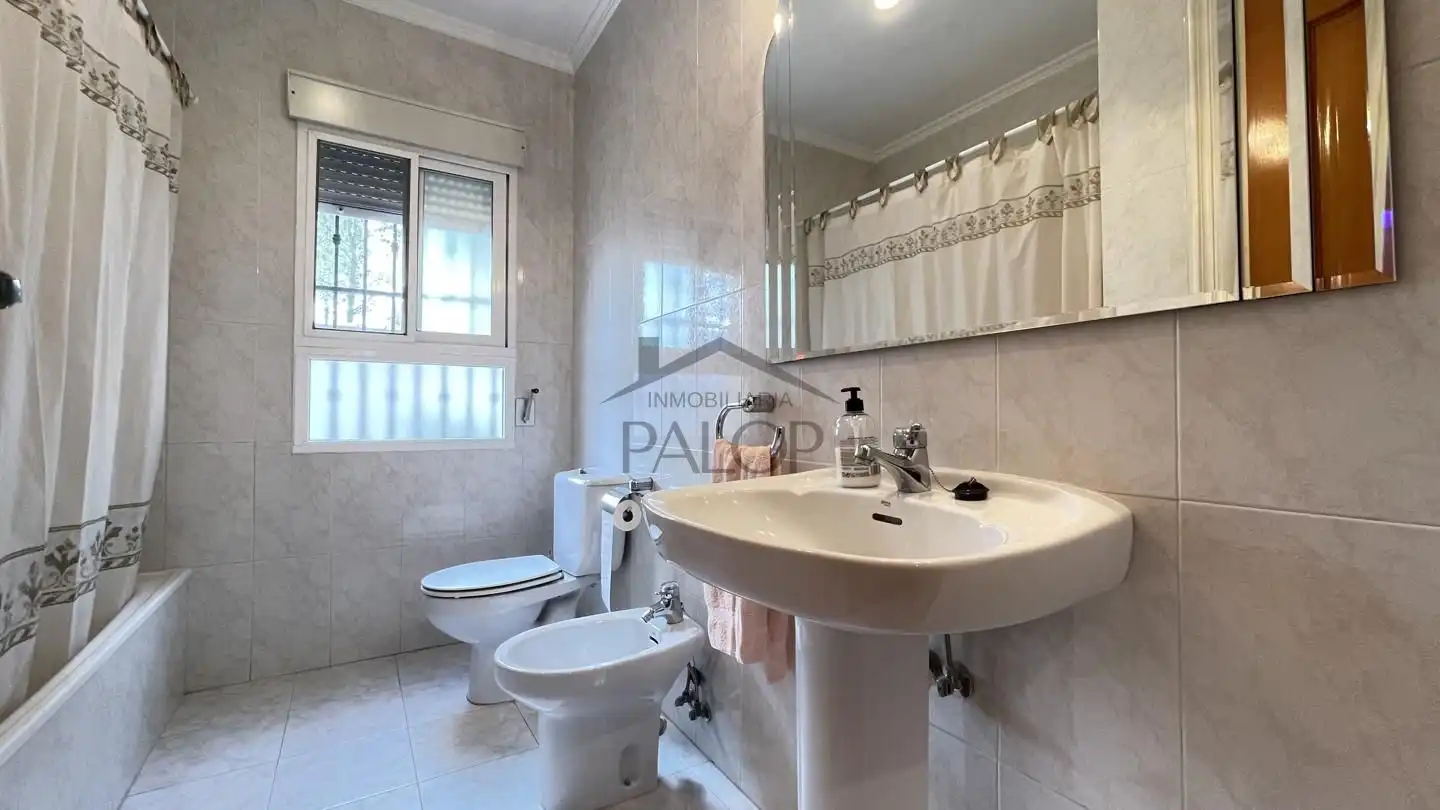 Baño de Finca rústica en venta en Carcaixent con Jardín privado, Terraza y Trastero