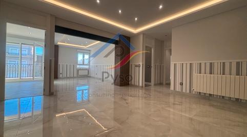 Foto 3 de Piso en venta en Calle Calvo Sotelo, Centro - Ayuntamiento, Cantabria