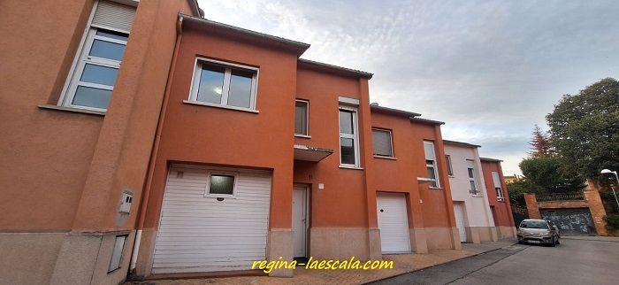 Exterior view of Single-family semi-detached for sale in Vic  with Heating, Private garden and Oven