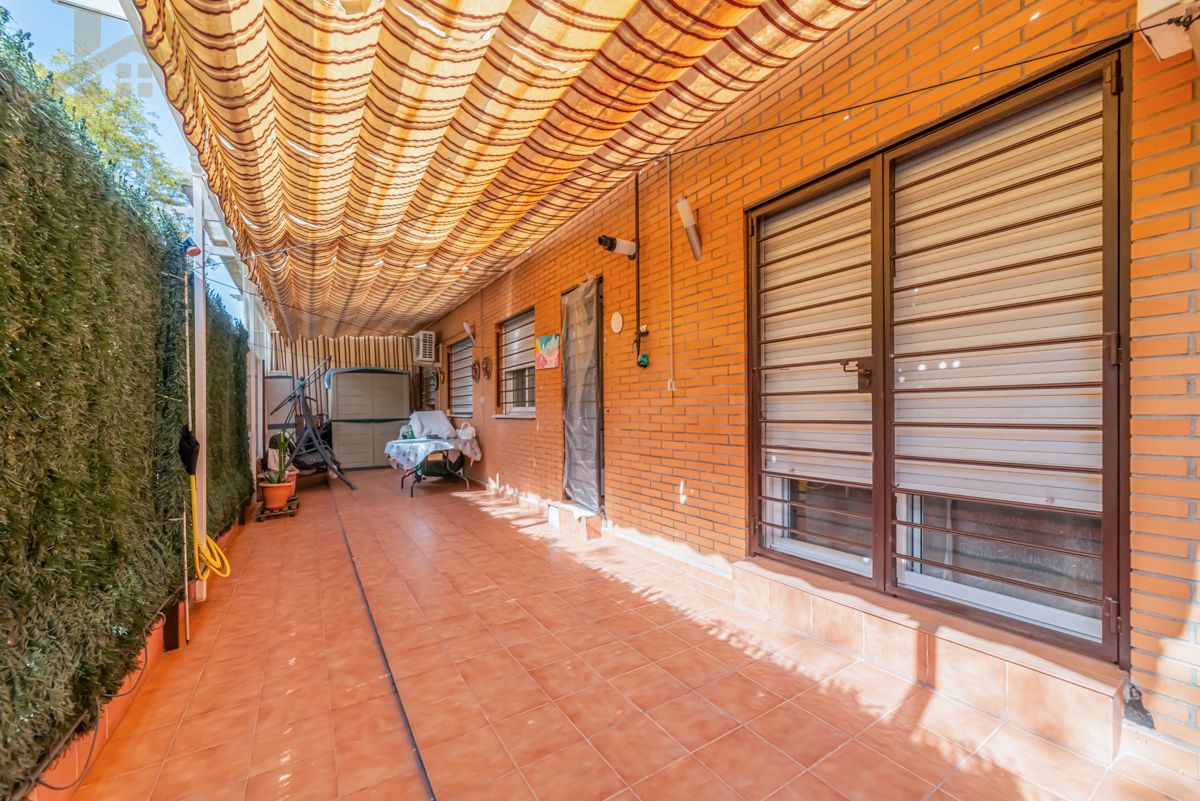 Terrace of Flat for sale in Pinto  with Air Conditioner, Terrace and Storage room
