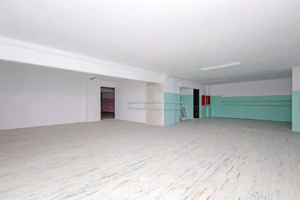 Local comercial en venda a C/ Mossen Camilo Rosell, imagen 9