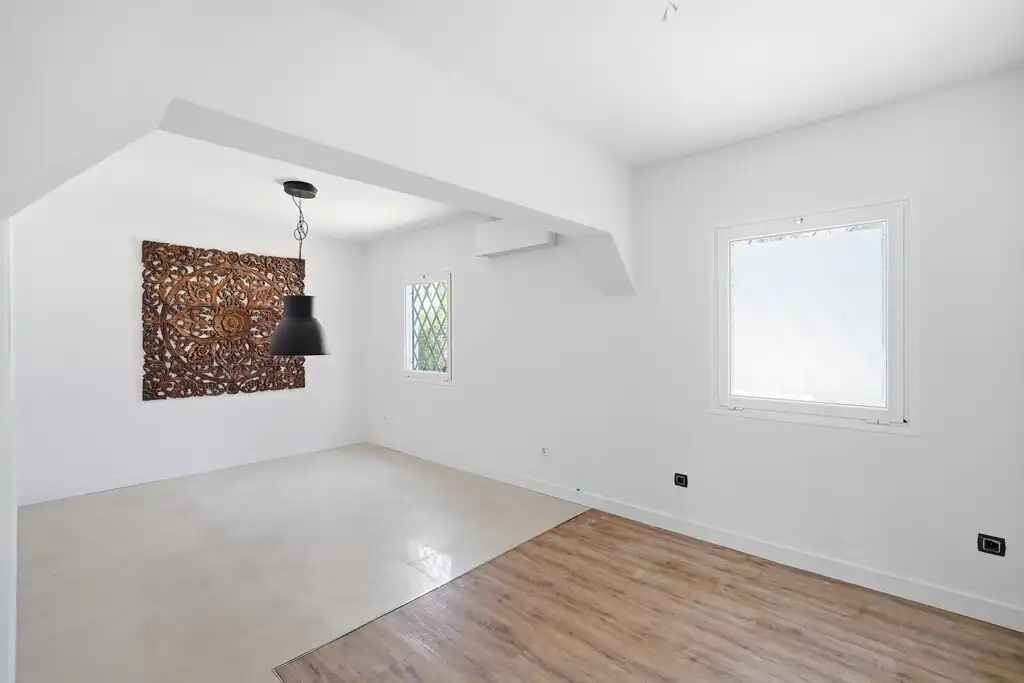 Sala d'estar de Casa o xalet en venda en Calvià amb Aire condicionat, Jardí privat i Terrassa