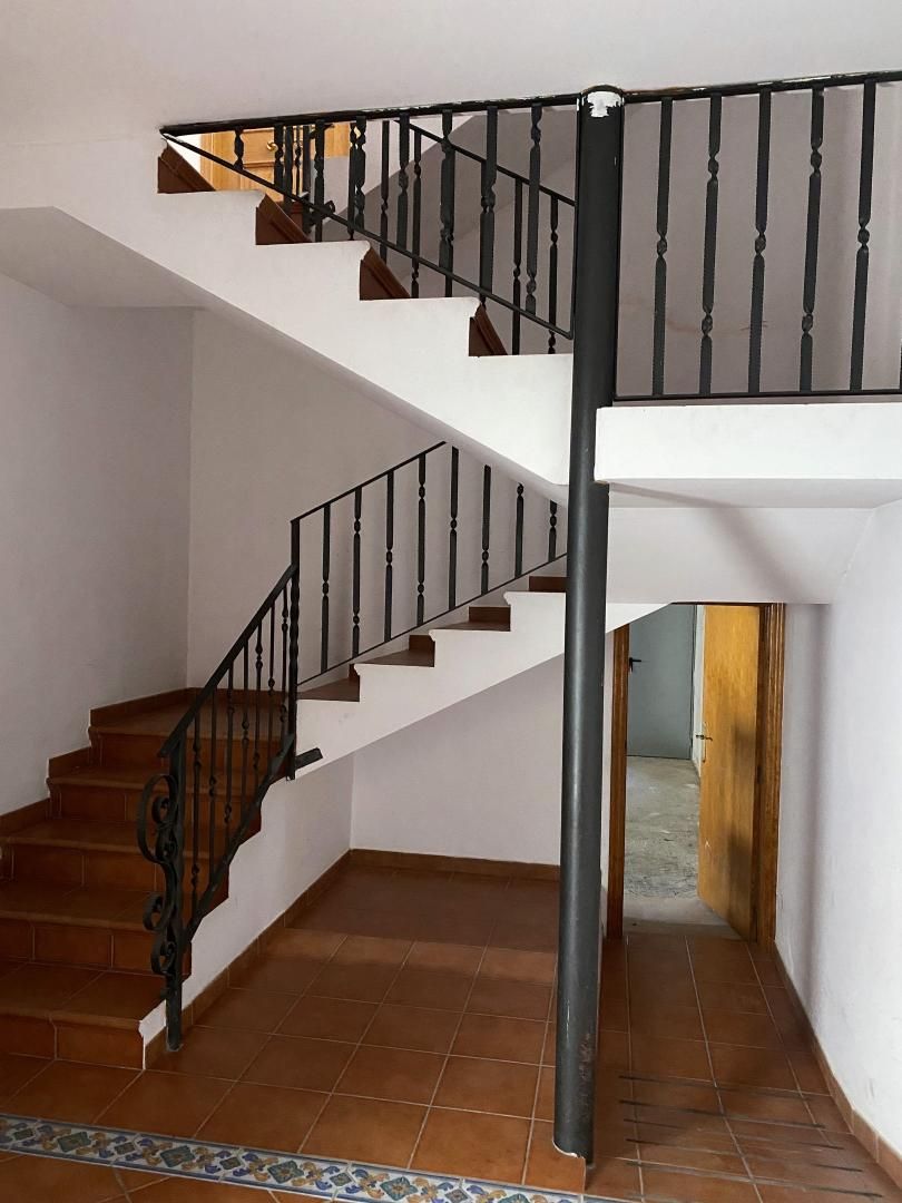 Wohnung zum verkauf in Térmens mit Heizung, Terrasse und Ofen