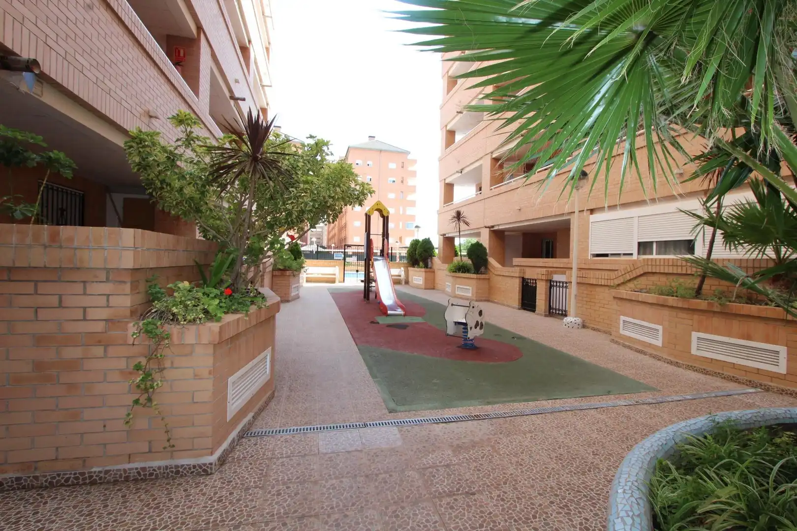 Terrassa de Apartament de lloguer en Cabanes amb Piscina comunitària