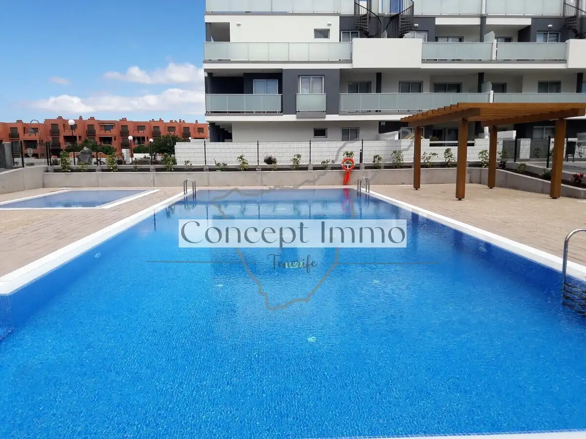 Piscina de Planta baja en venta en Granadilla de Abona con Terraza, Trastero y Piscina comunitaria