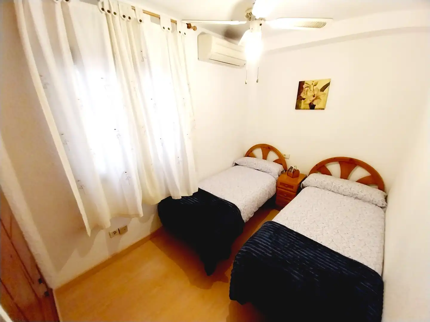Habitación de Piso en venta en Benidorm con Aire acondicionado, Parquet y Terraza