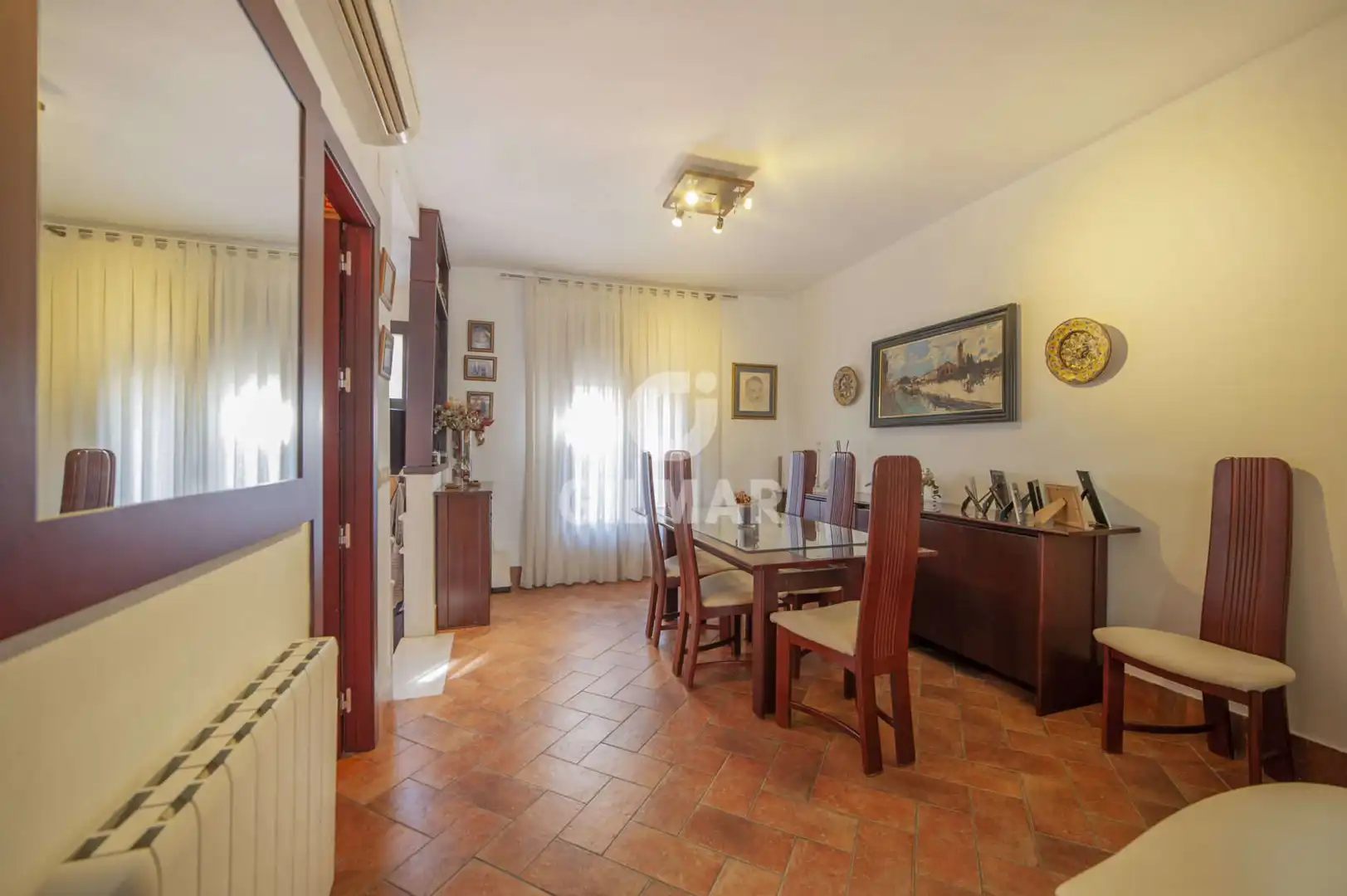 Comedor de Casa adosada en venta en Sevilla con Calefacción