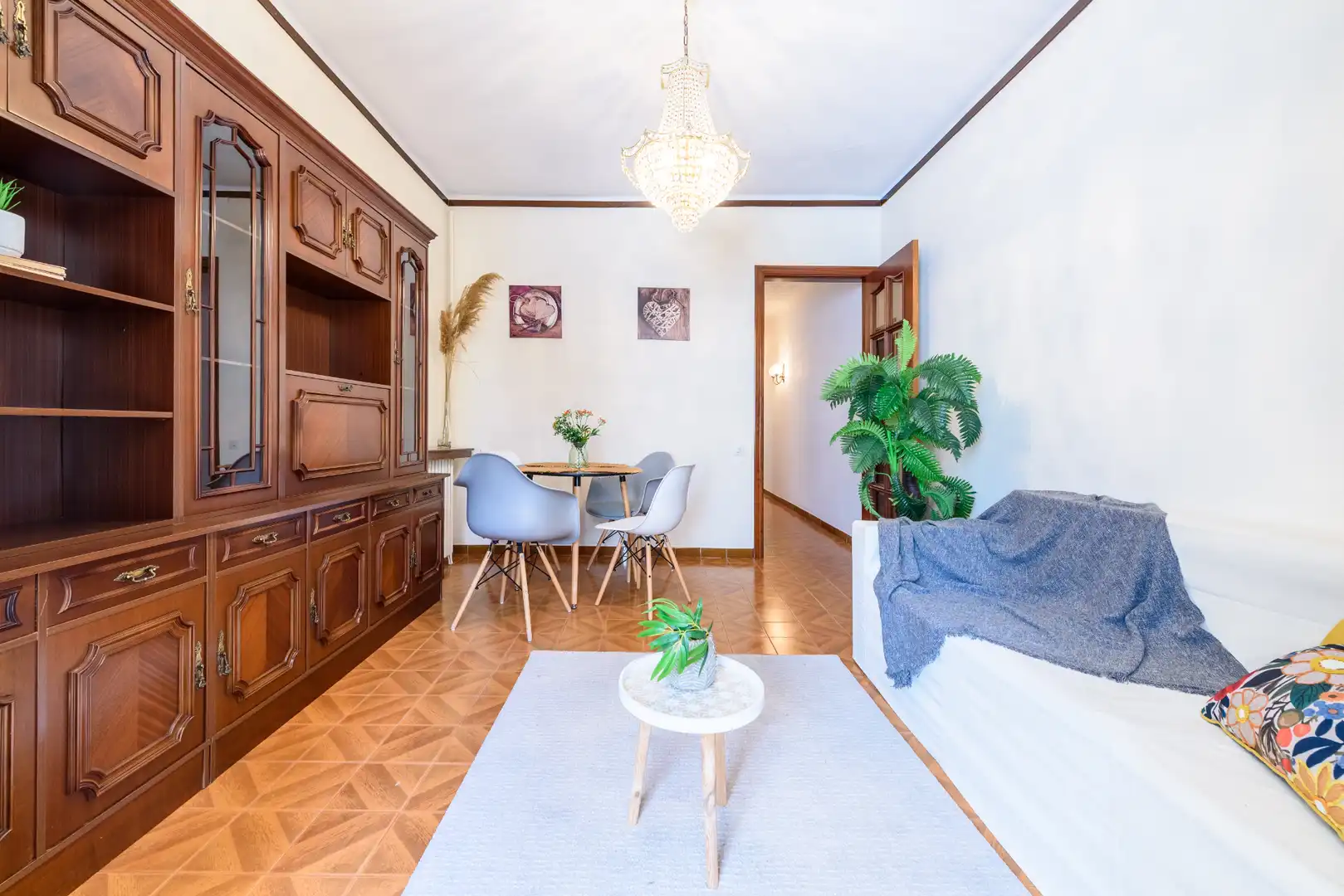 Appartamento con terrazza in vendita a Avinguda de Prat de la Riba 11, imagen 2
