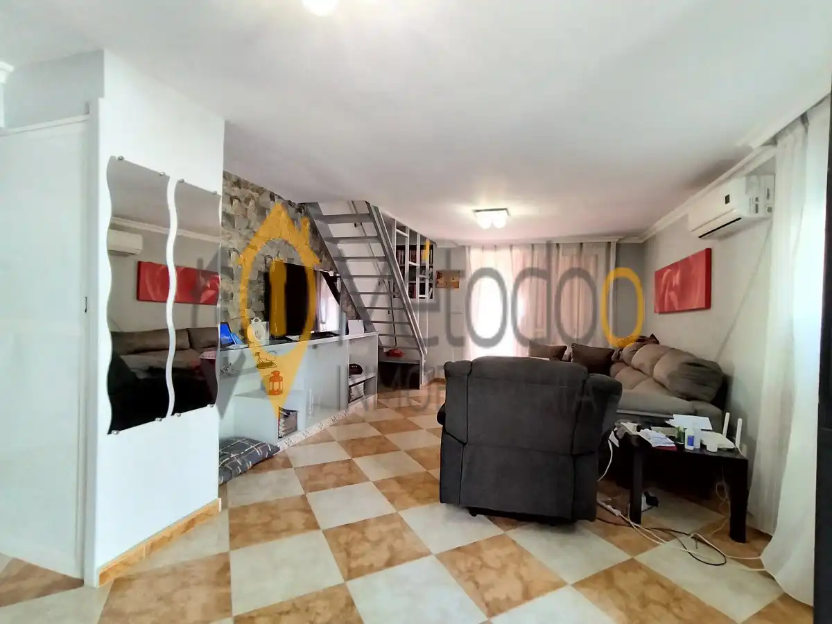 Living room of Detached homes for sale in Sevilla  with Air Conditioner and Terrace