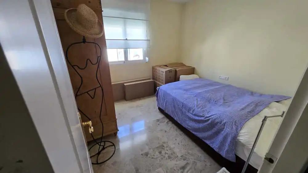 Dormitori de Casa adosada en venda en Alhaurín de la Torre amb Aire condicionat, Jardí privat i Traster